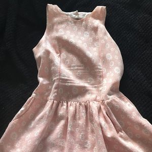 Under skies picnic dress